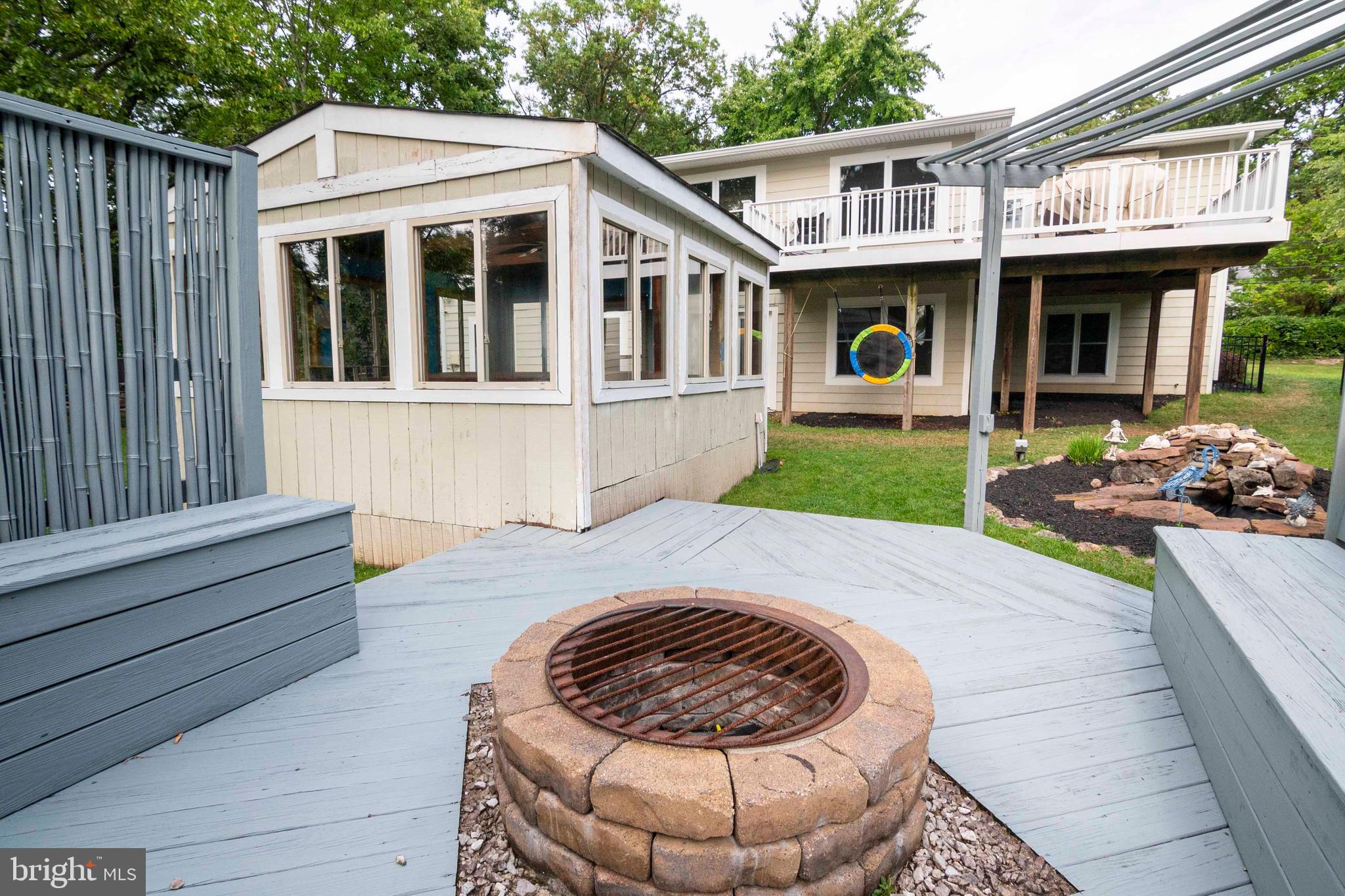 1003 Monroe Street Herndon, VA 20170 - Photo 47 of 120