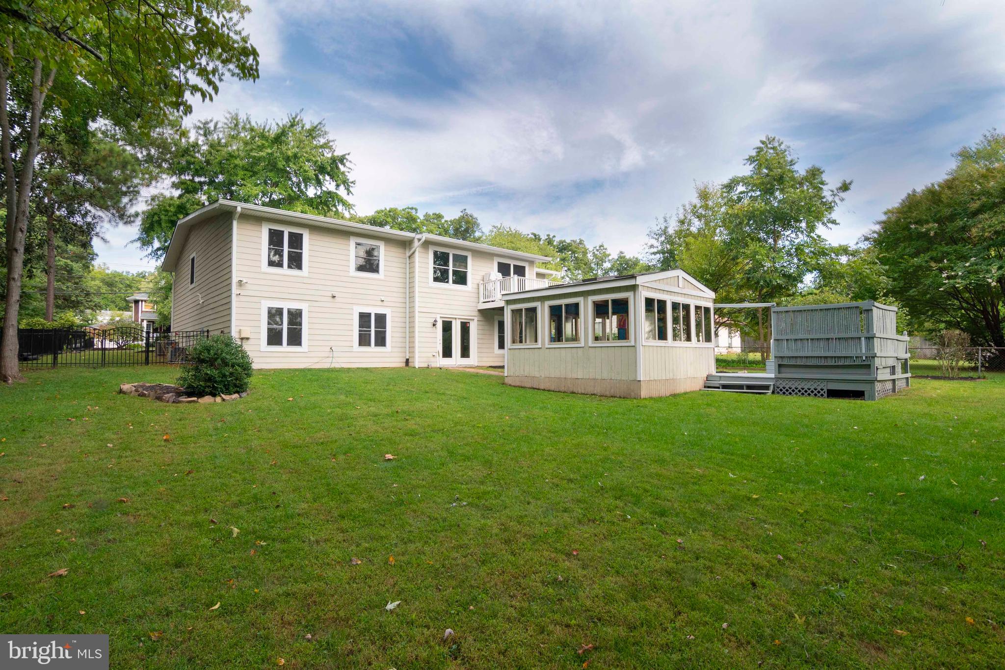 1003 Monroe Street Herndon, VA 20170 - Photo 53 of 120