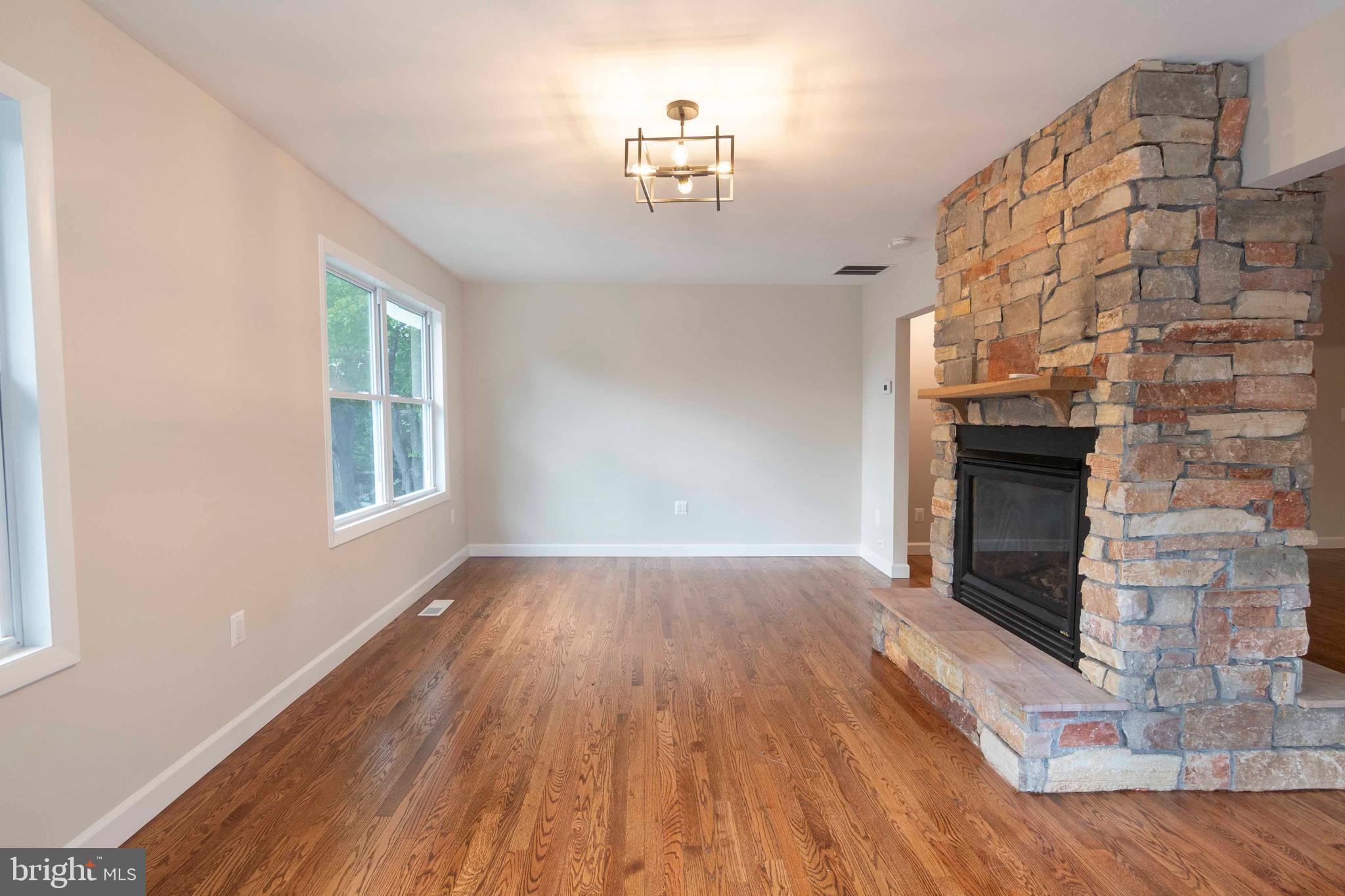 1003 Monroe Street Herndon, VA 20170 - Photo 63 of 120