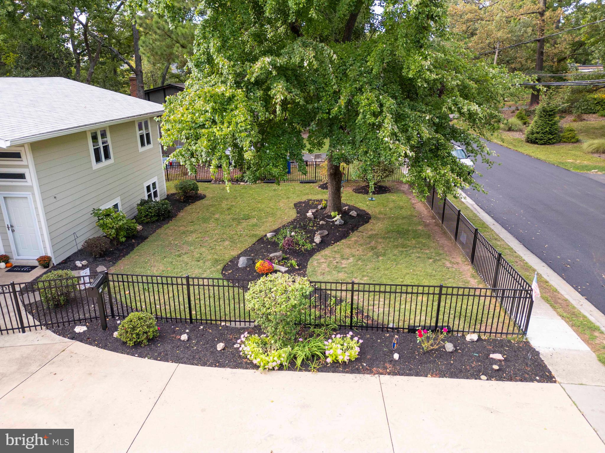 1003 Monroe Street Herndon, VA 20170 - Photo 7 of 120