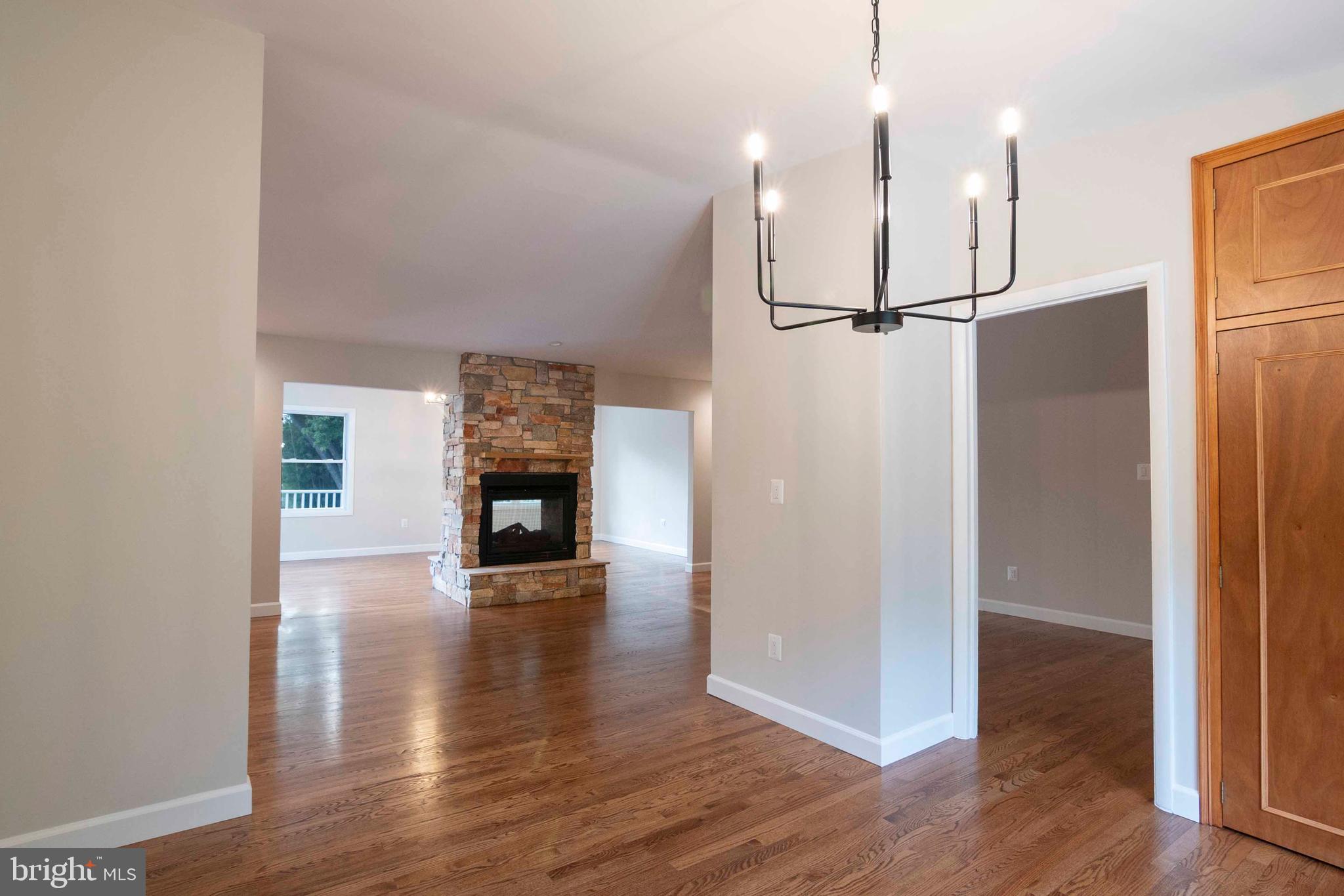 1003 Monroe Street Herndon, VA 20170 - Photo 77 of 120