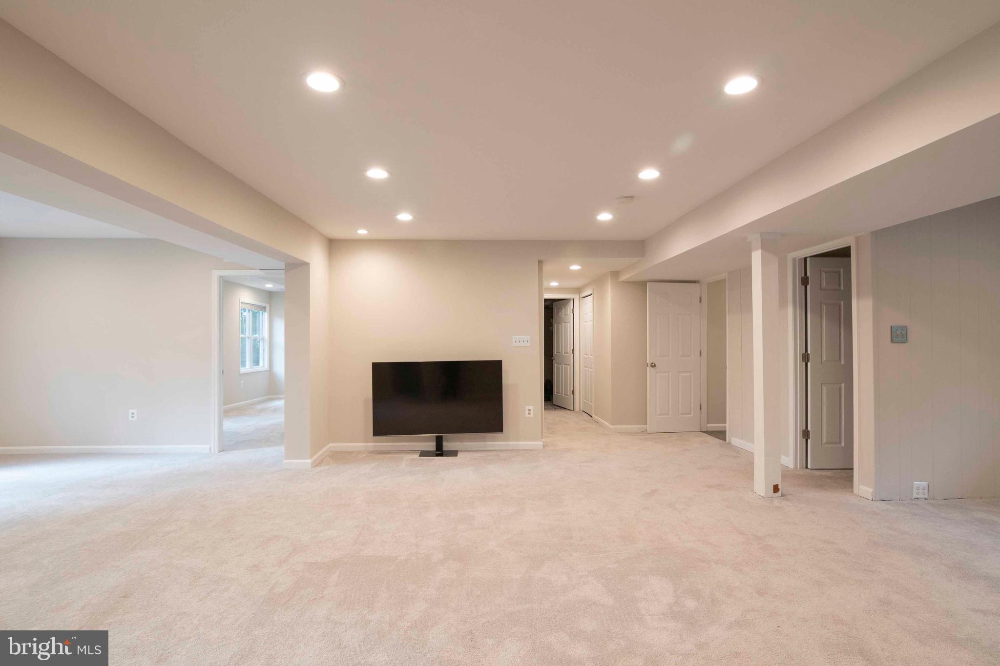 1003 Monroe Street Herndon, VA 20170 - Photo 97 of 120