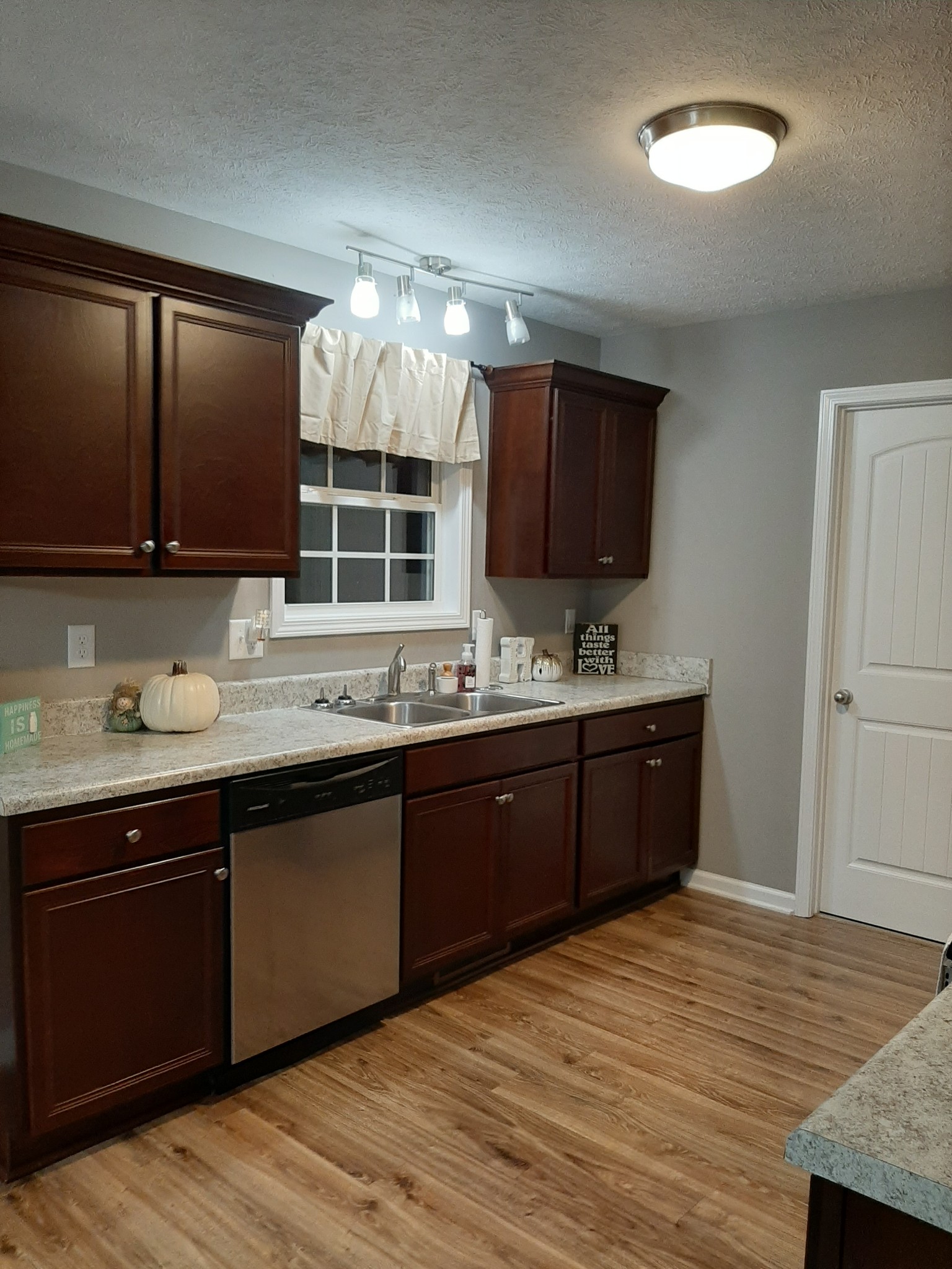 290 Blackey Bandy Road Bethpage, TN 37022 - Photo 10 of 23 Gallery Image 10