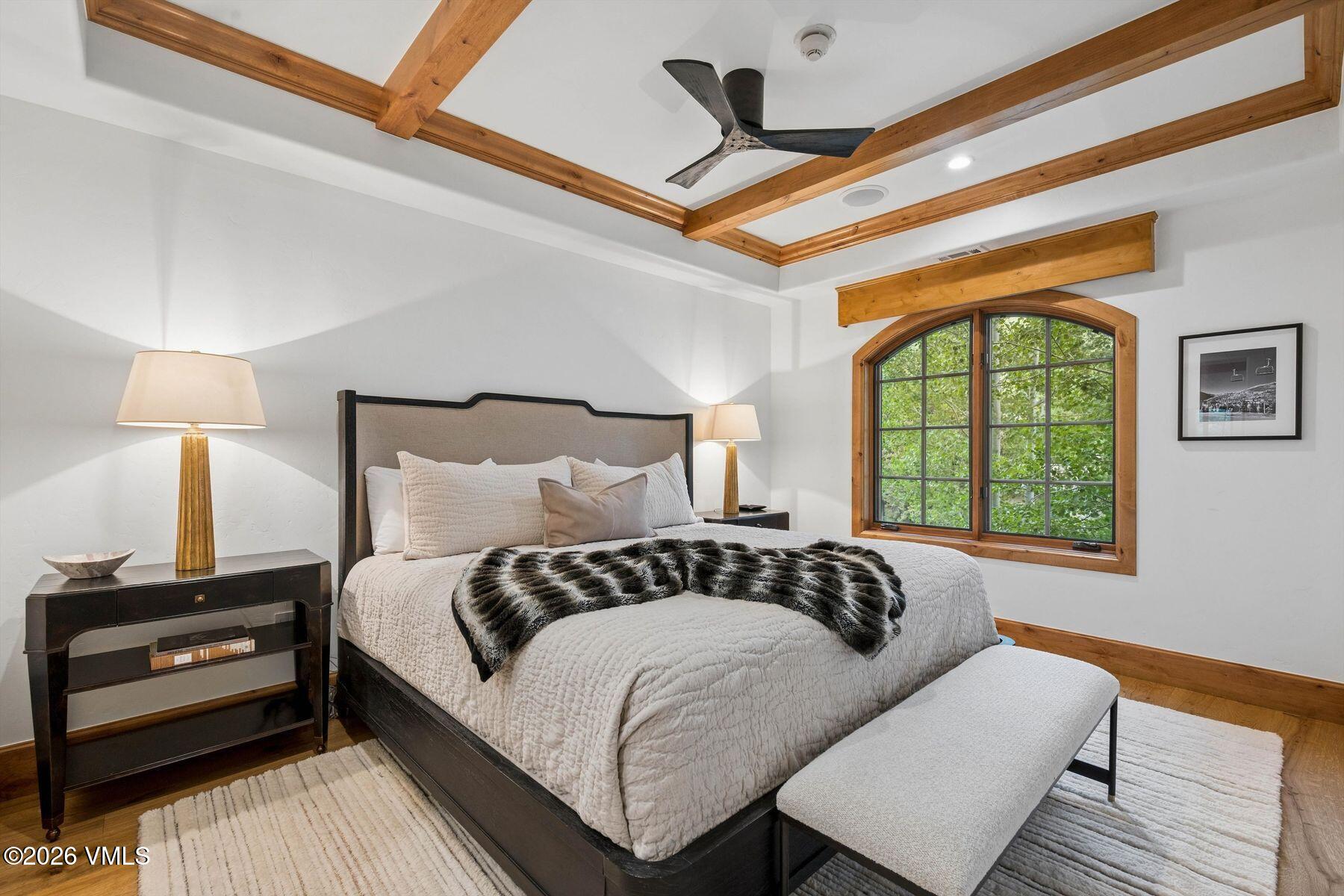 434 South Frontage Road East, Unit 204 Vail, CO 81657 - Photo 5 of 53 Primary Bedroom