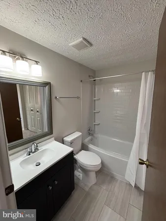 $2,200 | 224 Deervalley Drive, Frederick, MD 21702