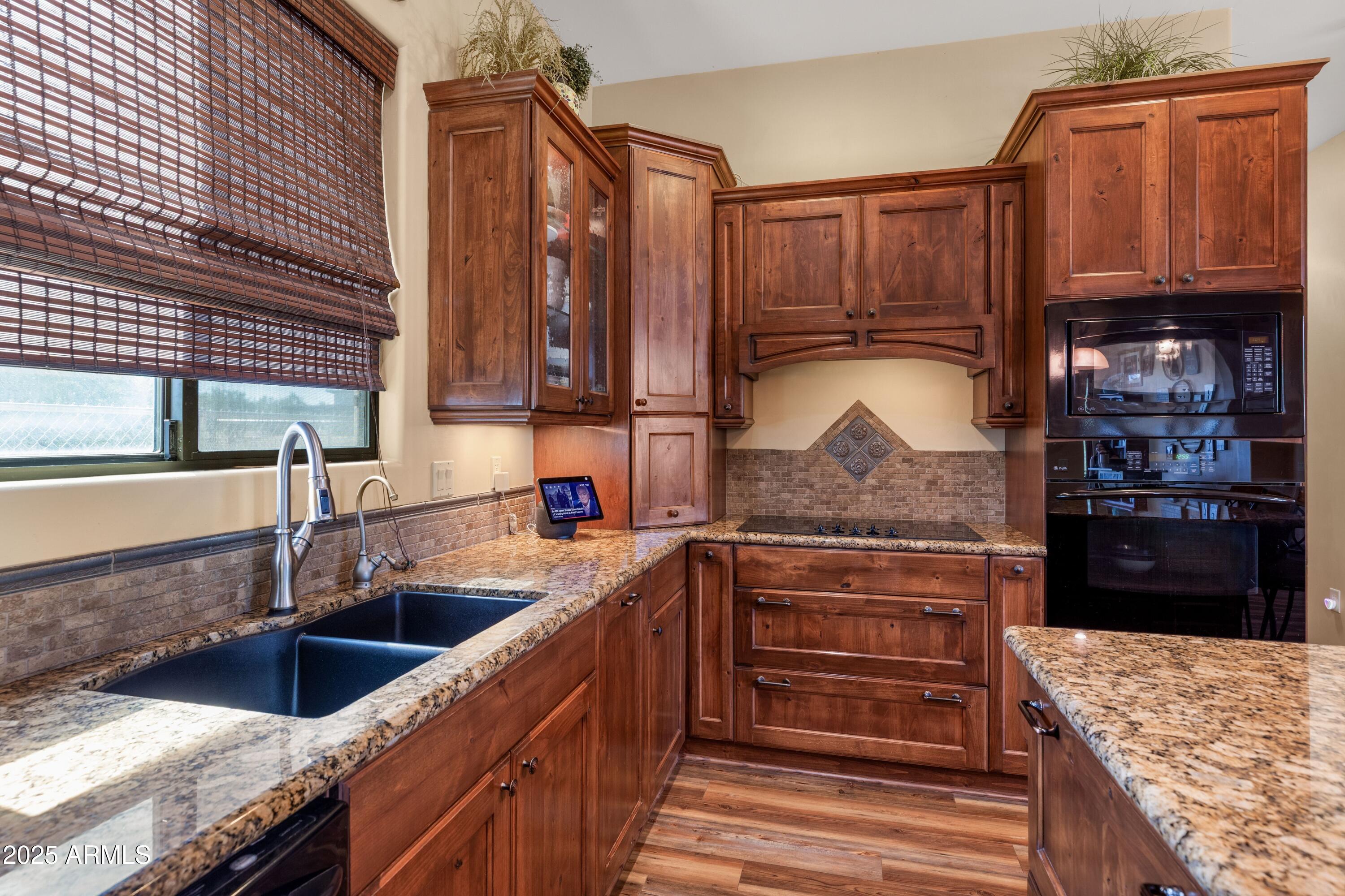 30709 North 170th Street Rio Verde, AZ 85263 - Photo 25 of 88 Lots of Cabinet Space