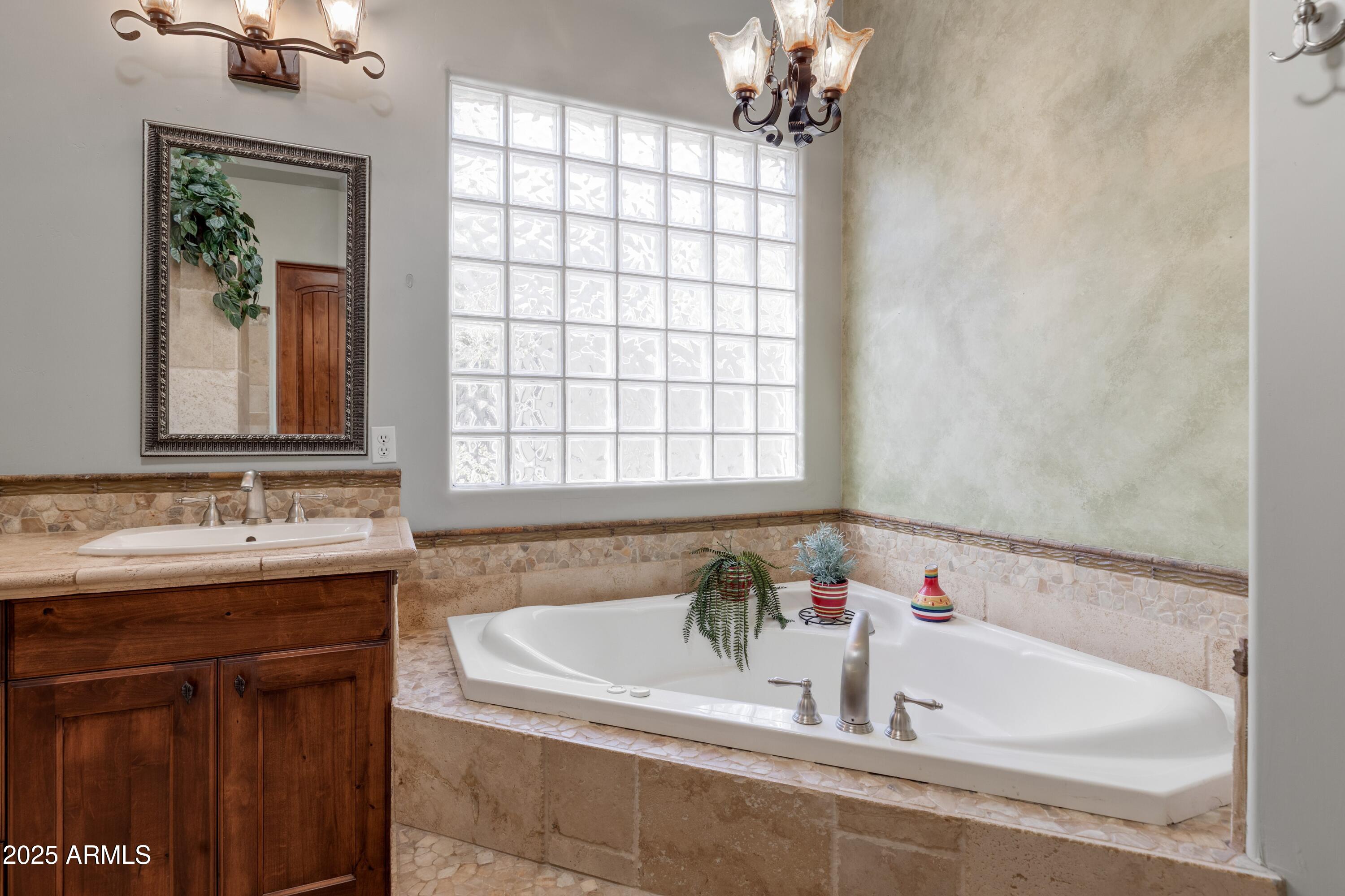 30709 North 170th Street Rio Verde, AZ 85263 - Photo 32 of 88 Soaking Tub