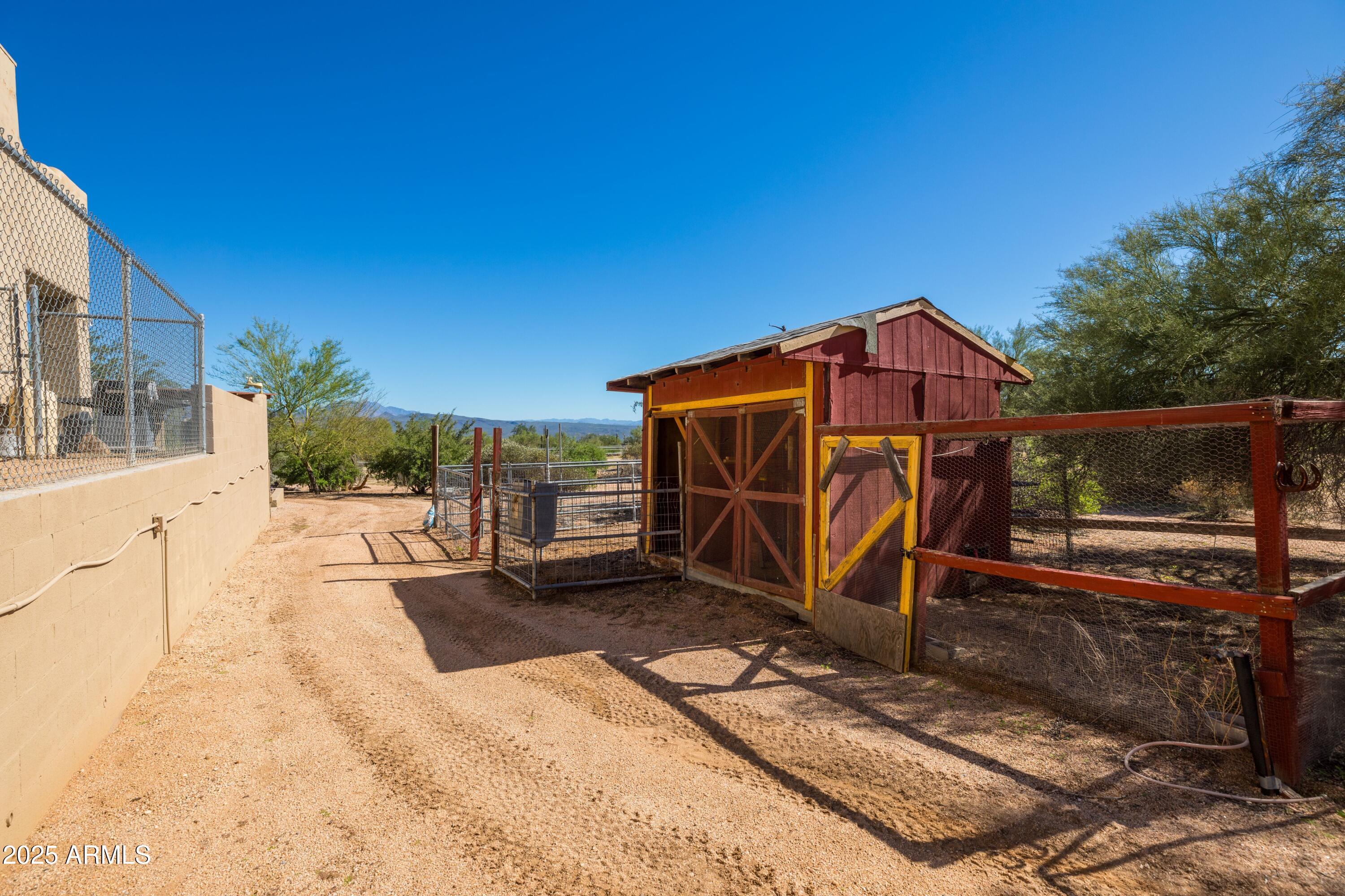 30709 North 170th Street Rio Verde, AZ 85263 - Photo 64 of 88 Chicken Coop