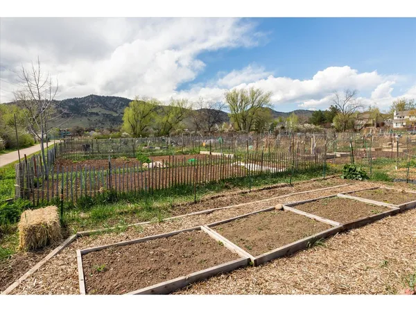 $950,000 | 3217 Broadway, Boulder, CO 80304