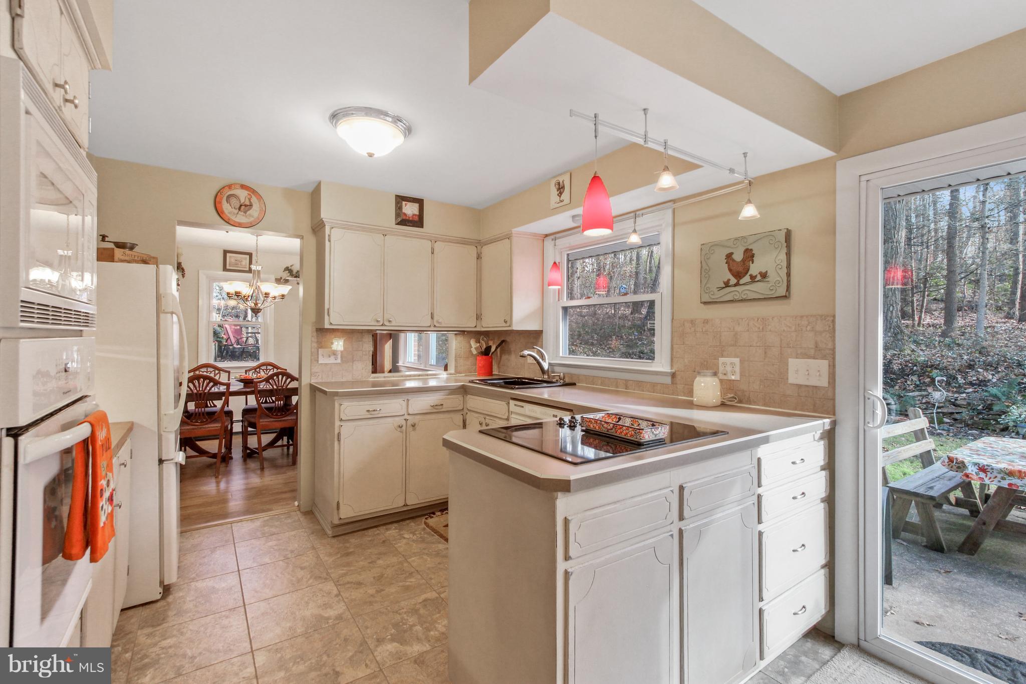 2664 Forest Road York, PA 17402 - Photo 14 of 35 Gallery Image 14