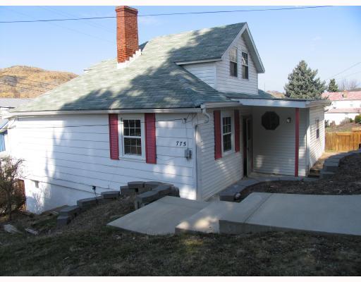 775 Manifold Road Washington, PA 15301 - Photo 8 of 8 Exterior Front.