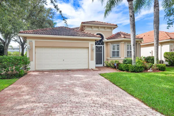 $3,800 | 248 Palm Circle, Atlantis, FL 33462