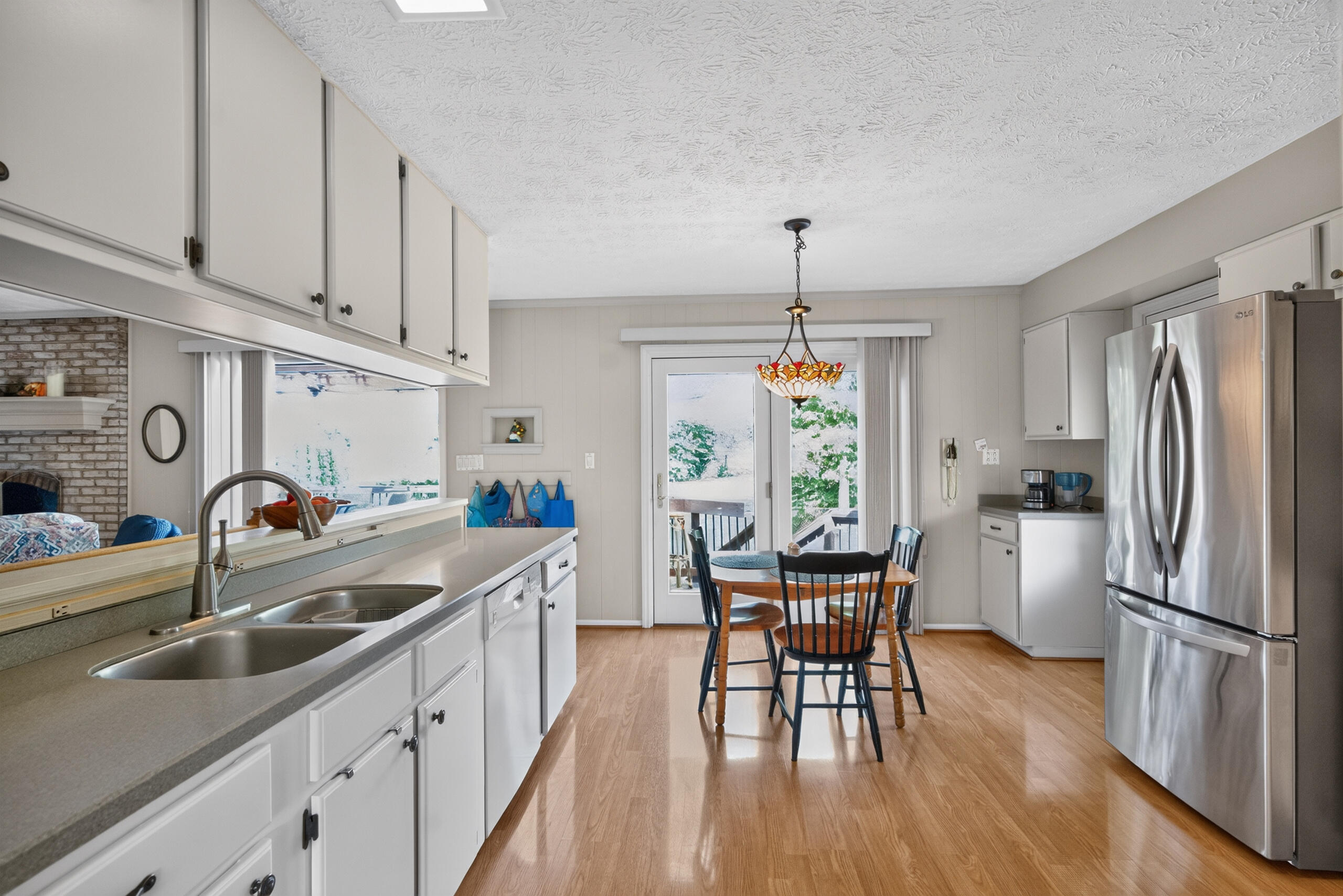 3367 Clays Mill Road Lexington, KY 40503 - Photo 7 of 41 3367claysmill10
