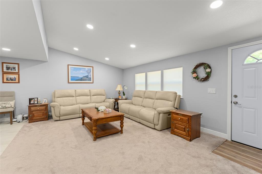 16838 Old Highway 50 East Clermont, FL 34711 - Photo 4 of 51 a living room with furniture