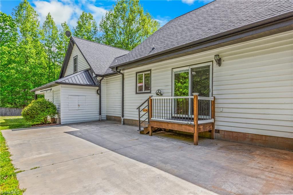 949 Dav Road Hays, NC 28635 - Photo 40 of 47