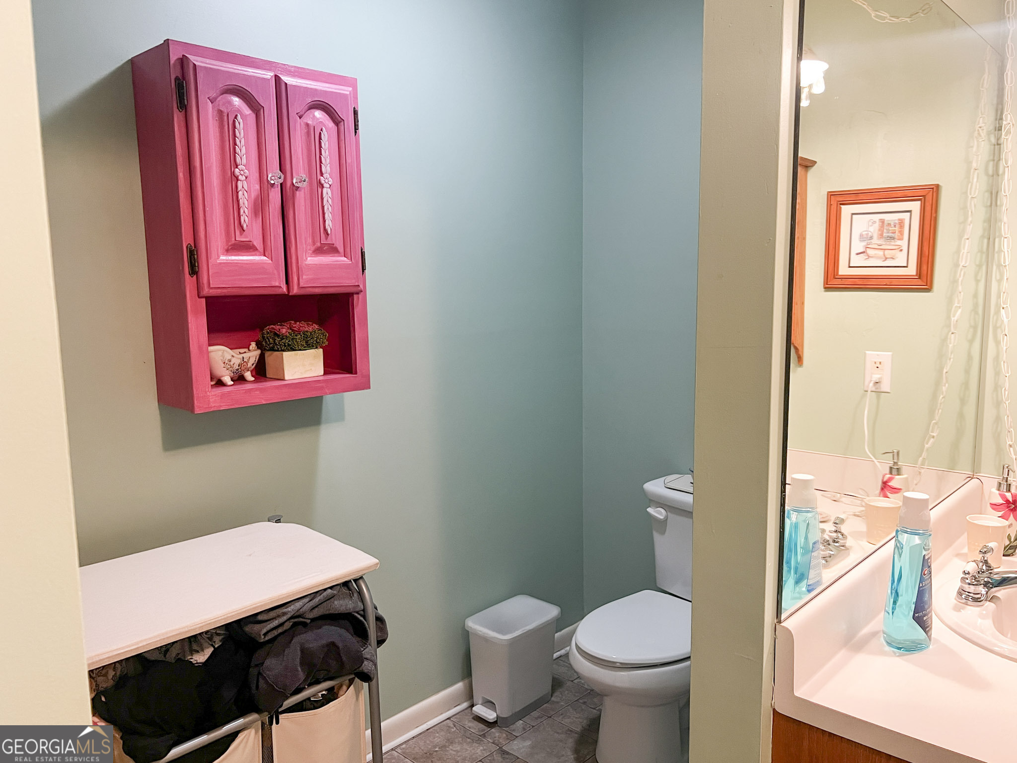153 View Street Clarkesville, GA 30523 - Photo 18 of 31 a bathroom with a toilet a sink and a shower
