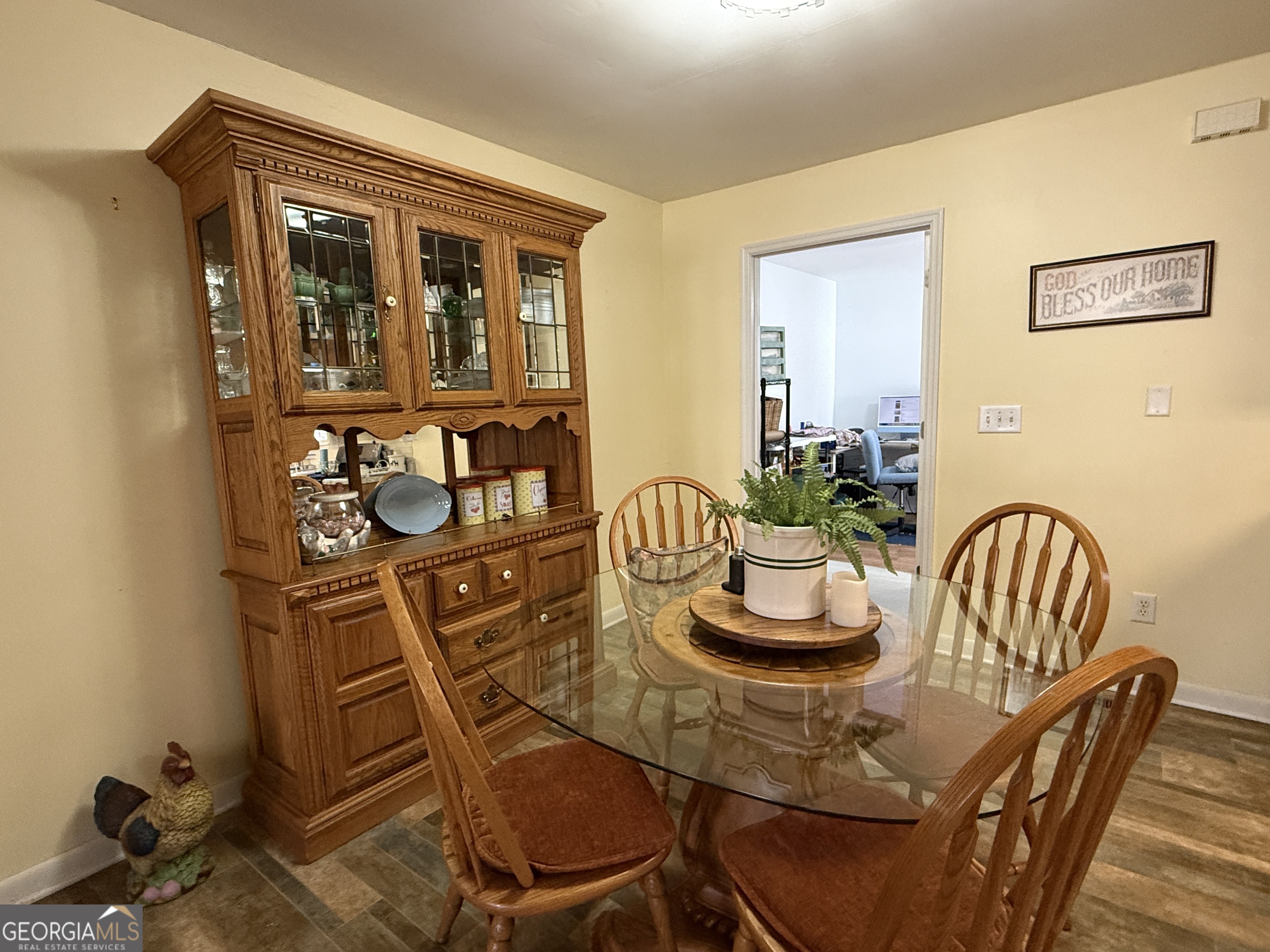 153 View Street Clarkesville, GA 30523 - Photo 4 of 31 a dining room with furniture and wooden floor