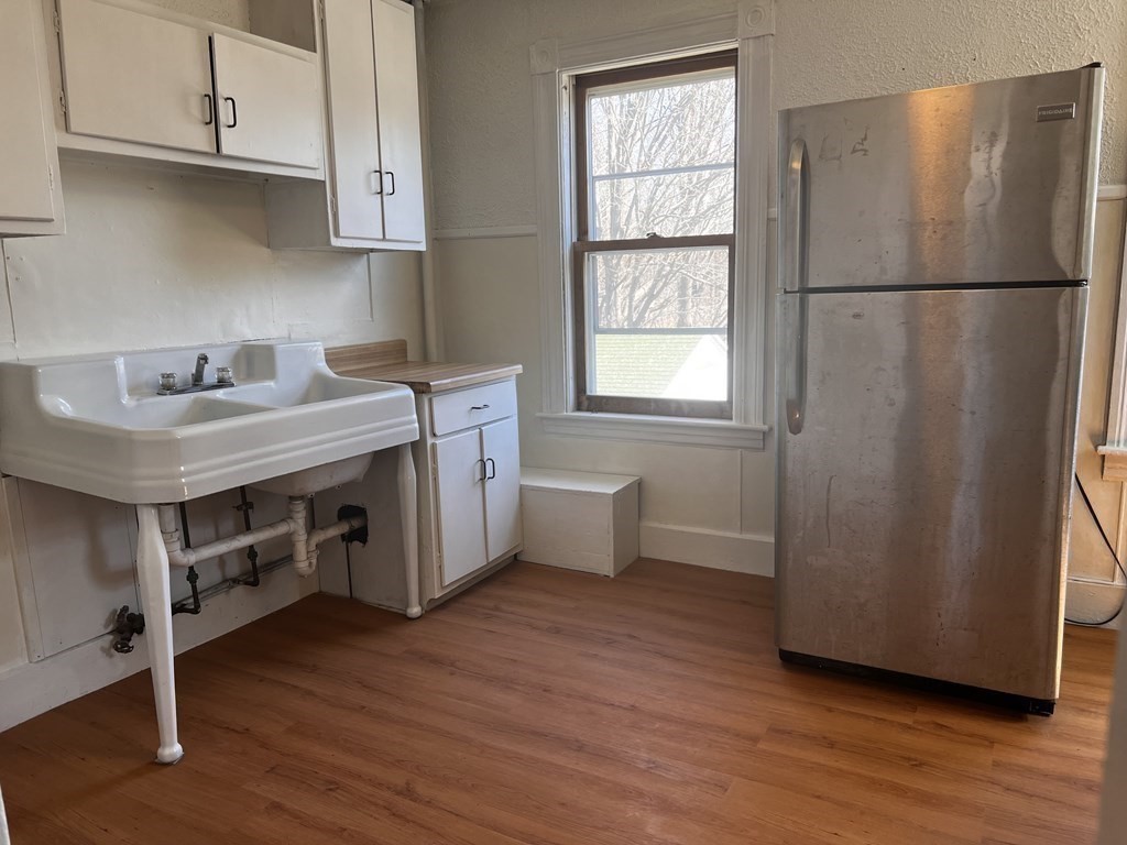 21 Elliott Street, Unit 2 Westminster, MA 01473 - Photo 5 of 9