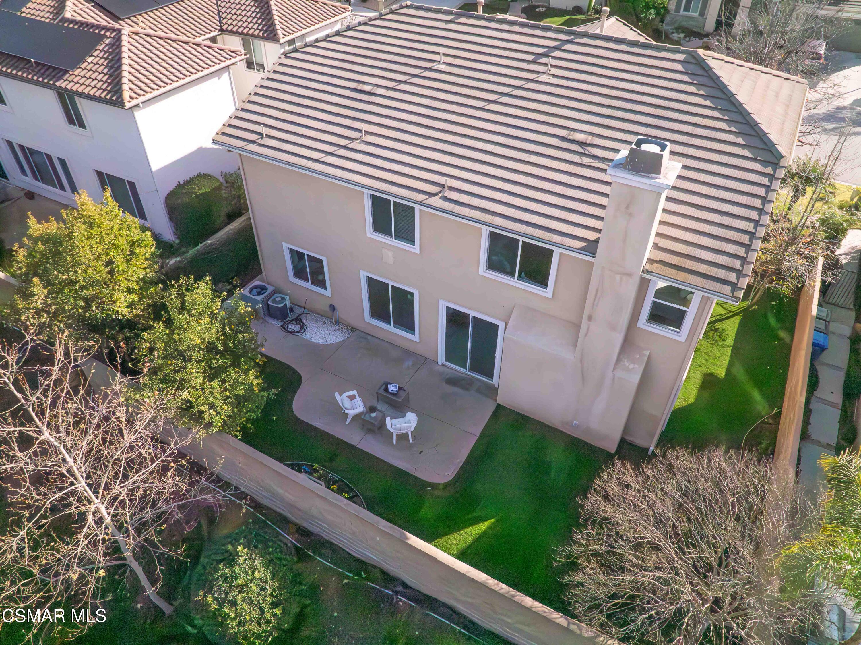 5353 Willow Oak Street Simi Valley, CA 93063 - Photo 50 of 52 a front view of a house with garden