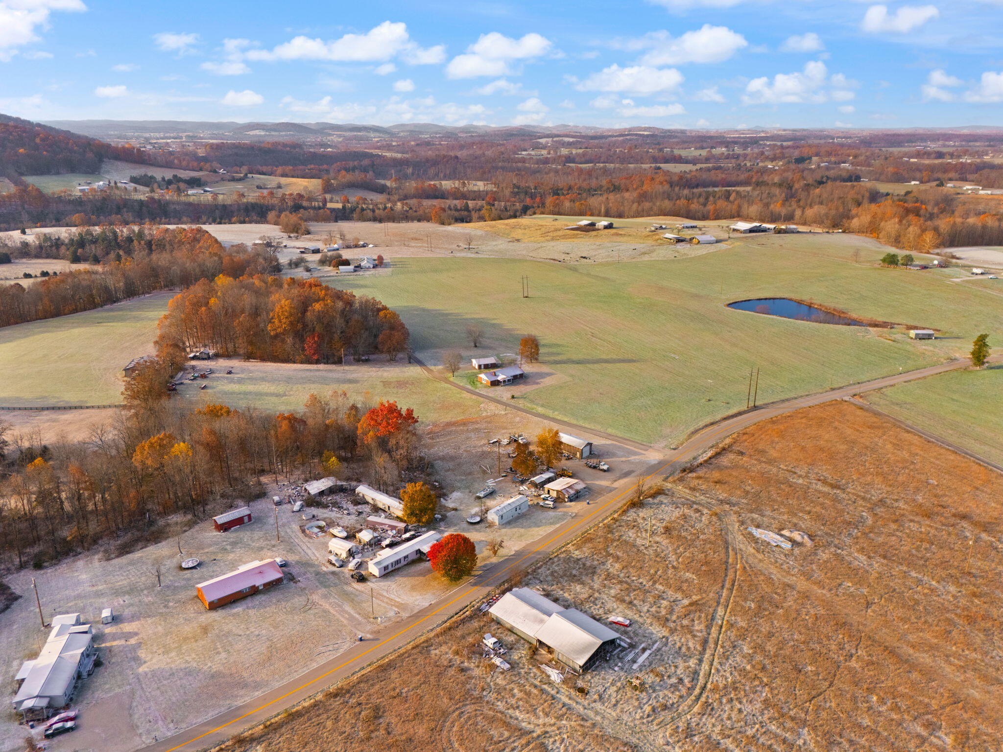 1237 Hwy 934 Jet Ping Road Somerset, KY 42503 - Photo 52 of 69 52-web-or-mls-DJI_20251111082933_0057_D