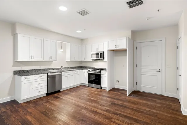 $319,000 | 10 Franklin Avenue, Unit 104, Revere, MA 02151