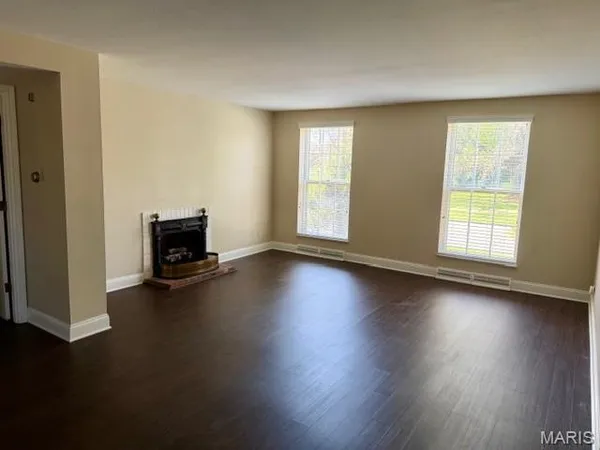 $2,650 | 1130 South Mason Road, St. Louis, MO 63131