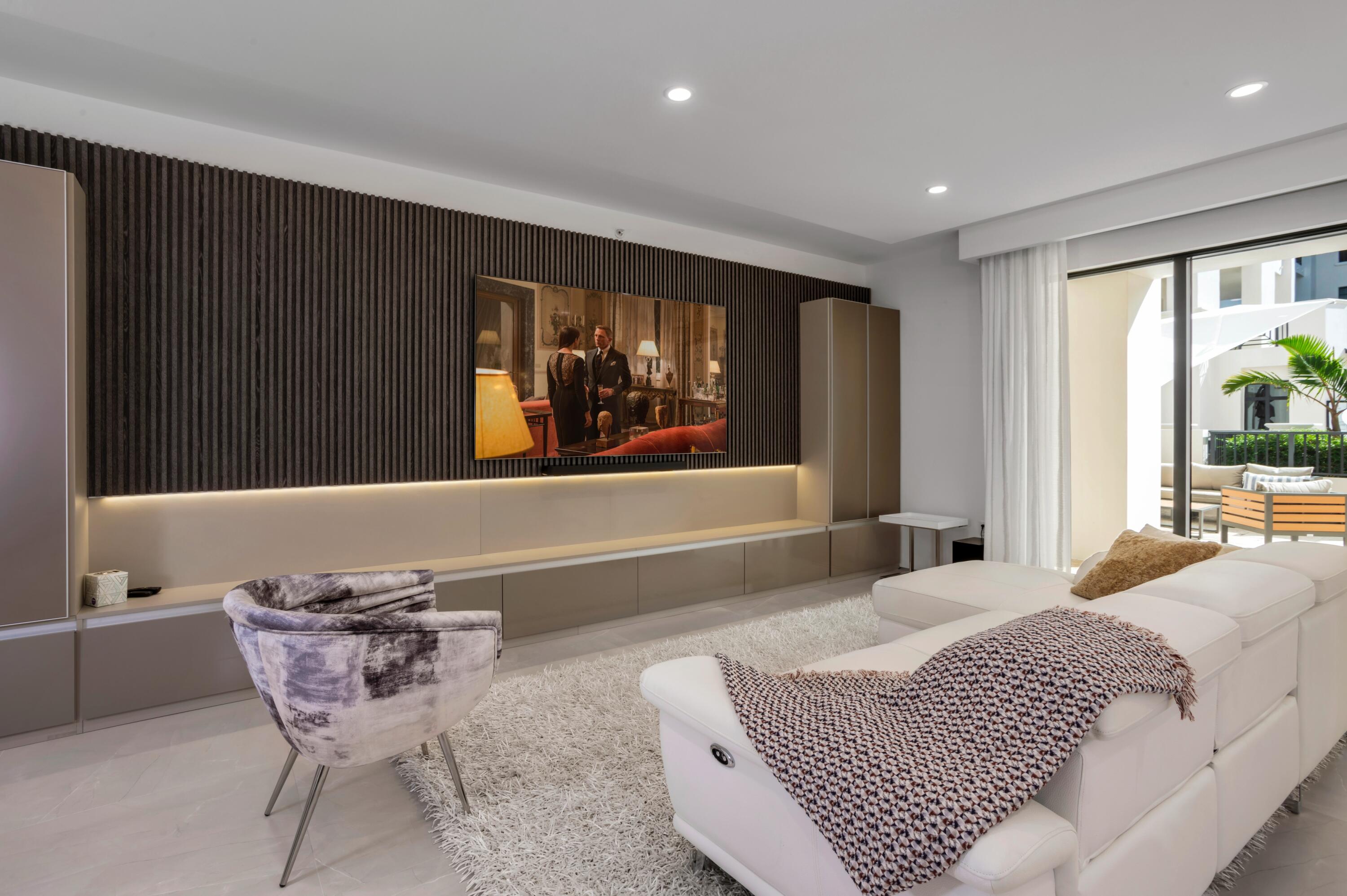 200 East Palmetto Park Road, Unit 409 Boca Raton, FL 33432 - Photo 5 of 29 LIVING ROOM