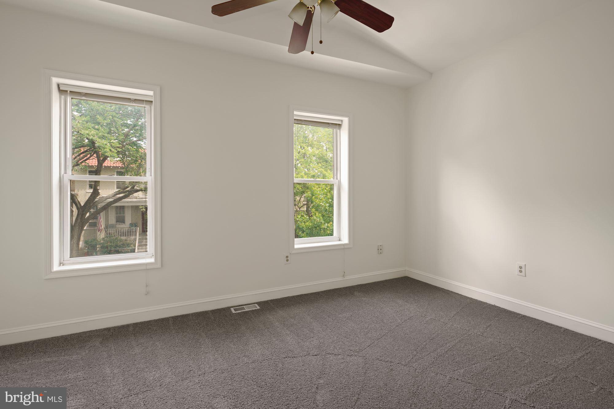 636 Columbia Road Northwest Washington, DC 20001 - Photo 22 of 33 Bedroom 2