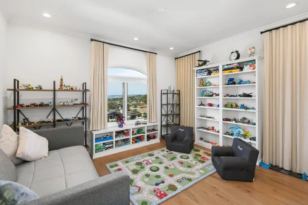 $48,000 | 704 Muirlands Vista Way, La Jolla, CA 92037