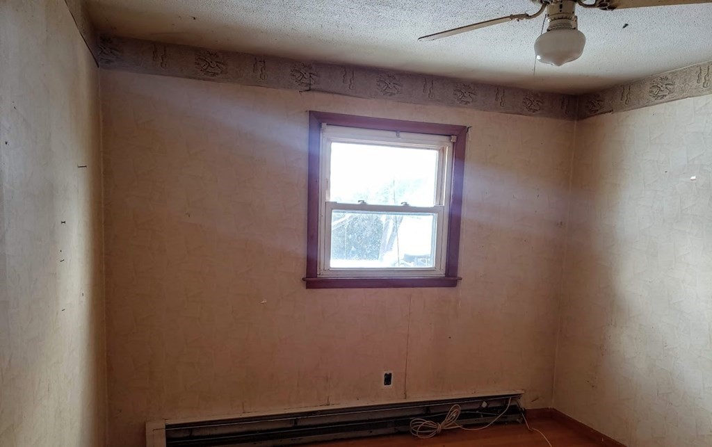58 Woodruff Road Clinton, MA 01510 - Photo 12 of 32 Gallery Image 12