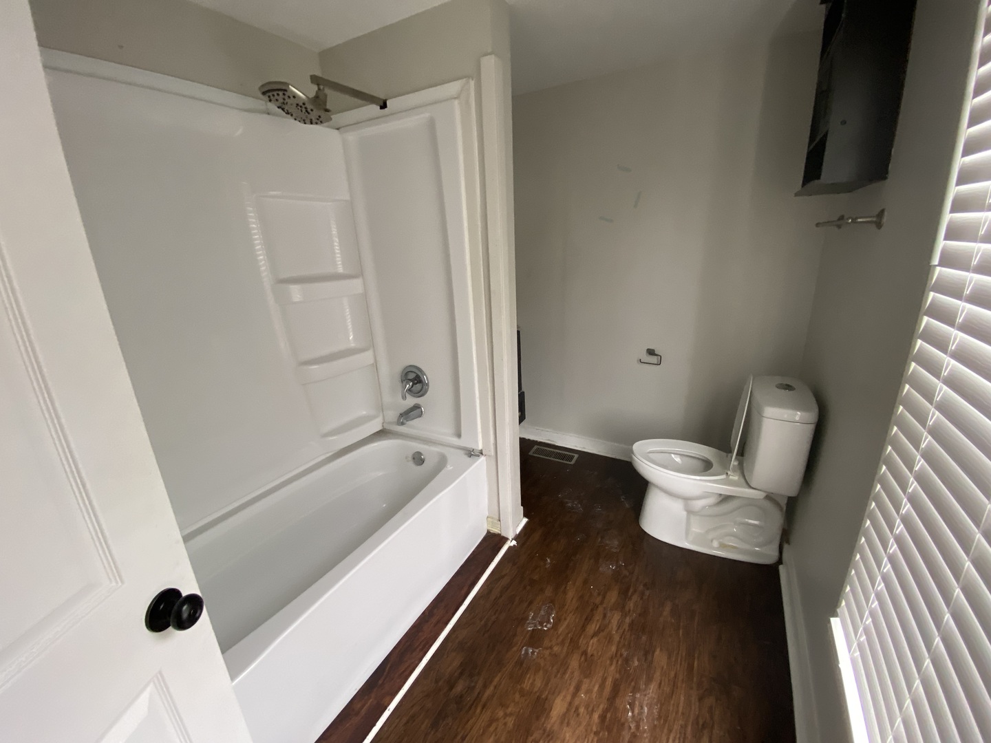 515 Walnut Avenue Elgin, IL 60123 - Photo 11 of 18