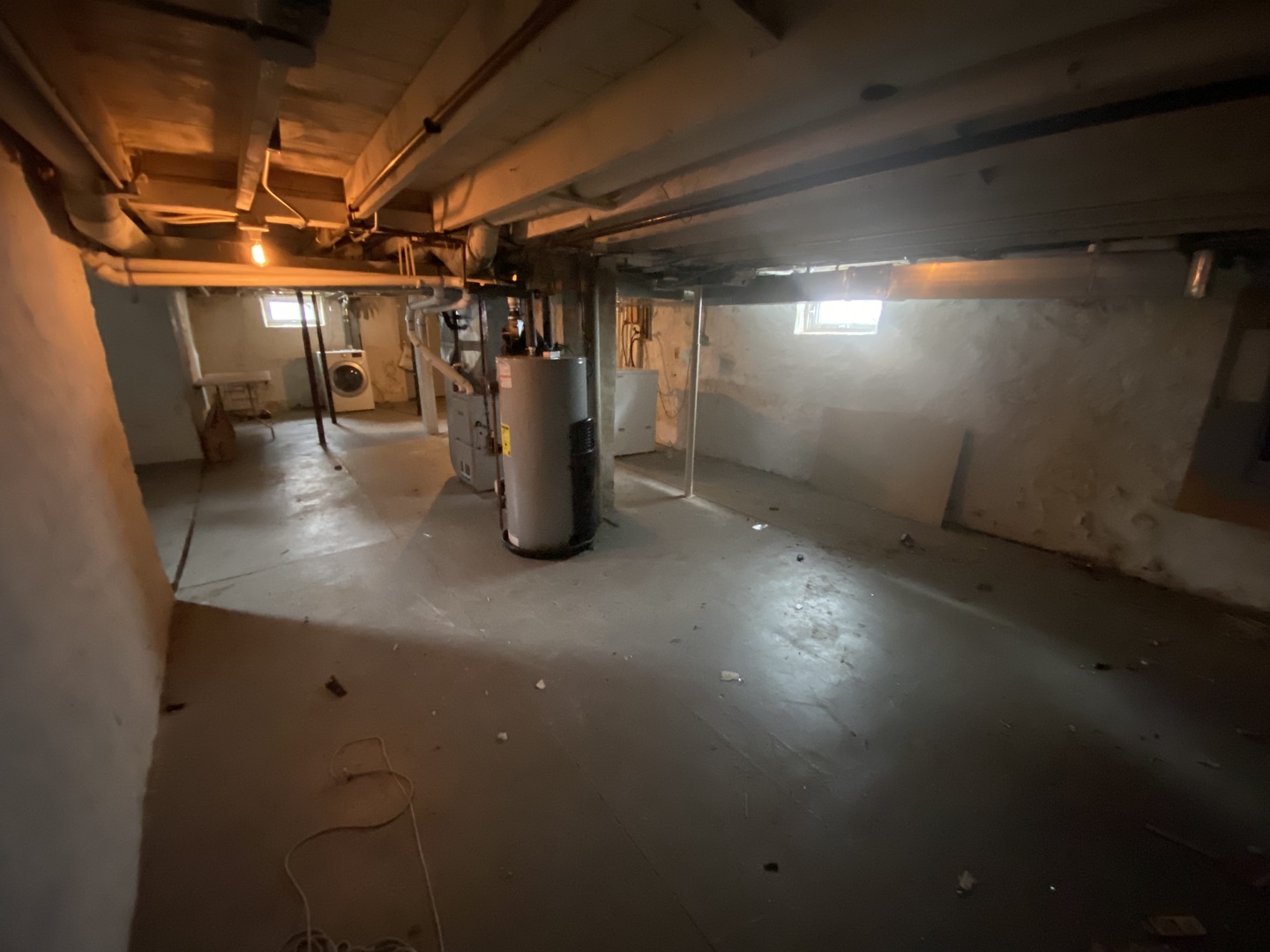 515 Walnut Avenue Elgin, IL 60123 - Photo 16 of 18 a view of water heater
