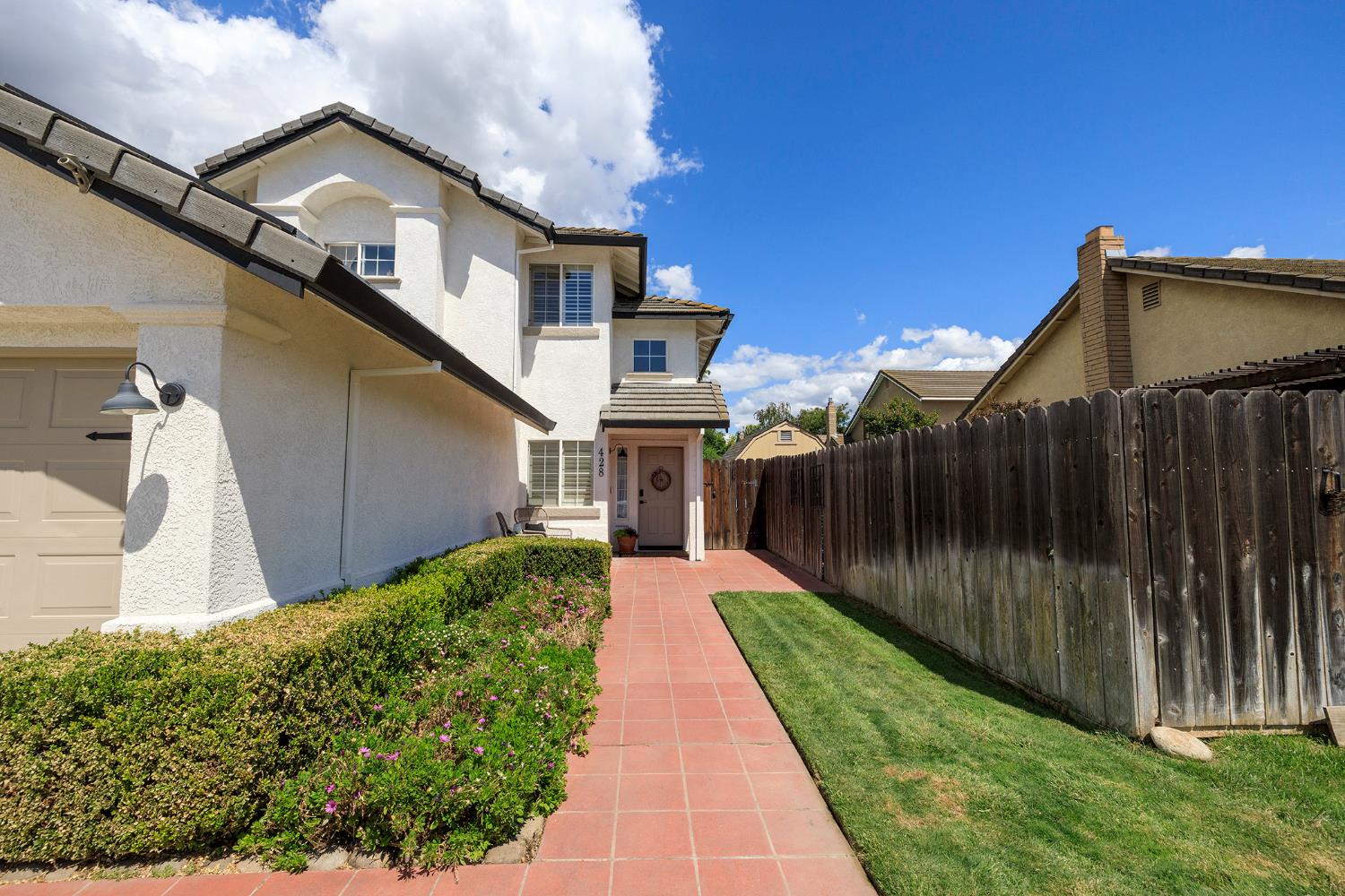428 Douma Way Ripon, CA 95366 - Photo 4 of 57