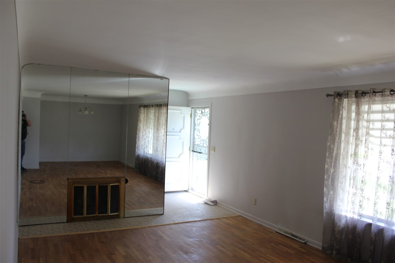 1815 Chelan Street Flint, MI 48503 - Photo 7 of 11