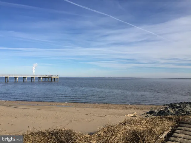 $99,999 | 11 North Avenue, Smyrna, DE 19977