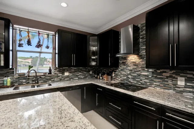 $995,000 | 8976 Biddle Court, Wellington, FL 33414