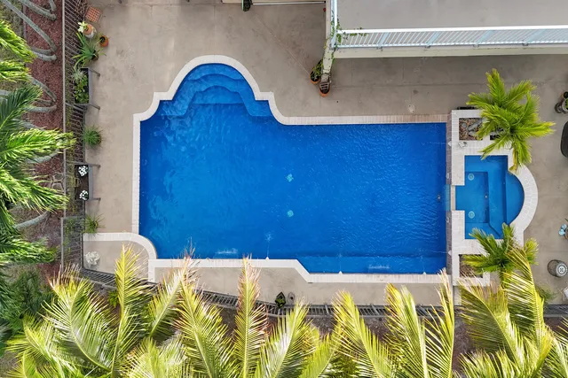 $995,000 | 8976 Biddle Court, Wellington, FL 33414