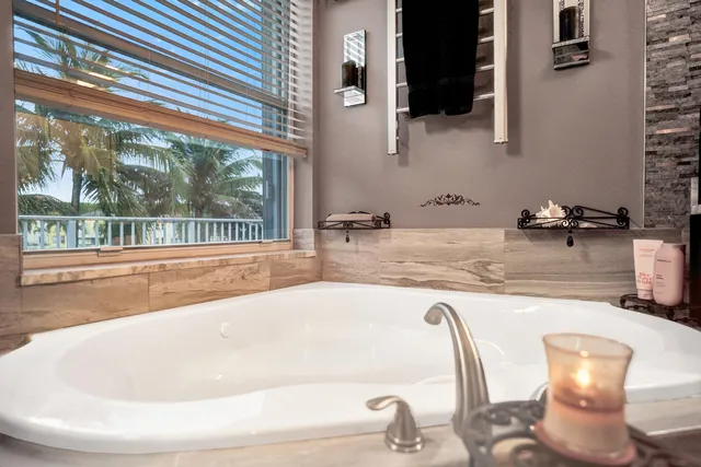 $995,000 | 8976 Biddle Court, Wellington, FL 33414