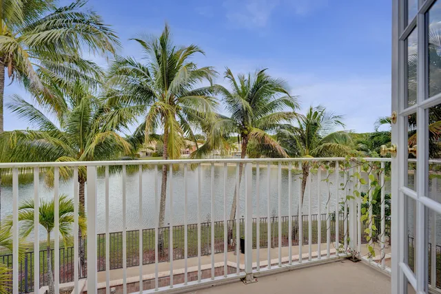 $995,000 | 8976 Biddle Court, Wellington, FL 33414