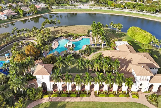 $995,000 | 8976 Biddle Court, Wellington, FL 33414