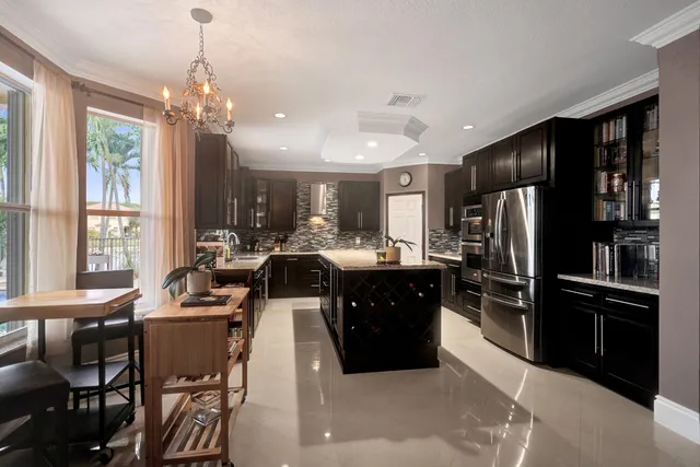 $995,000 | 8976 Biddle Court, Wellington, FL 33414