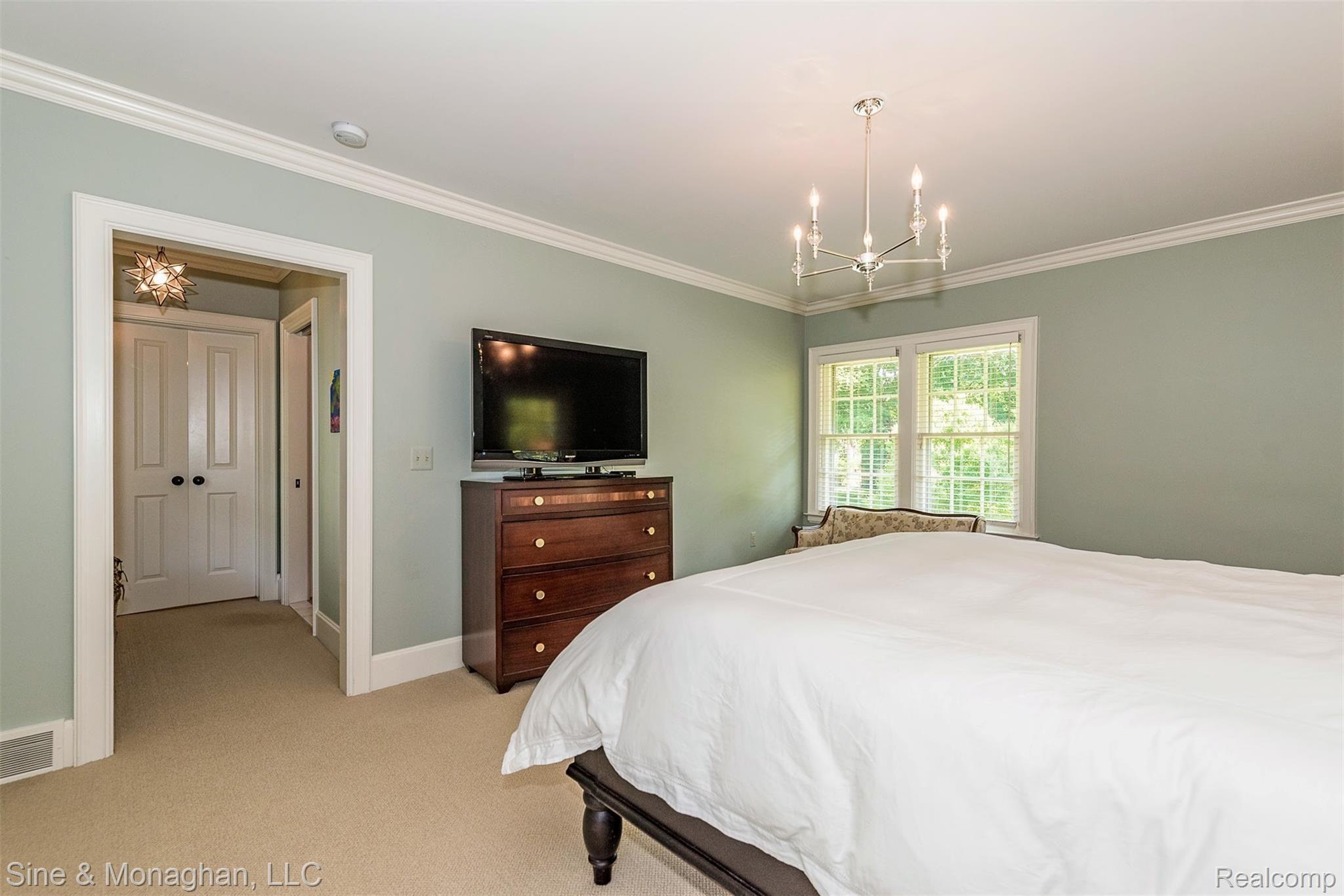 501 Washington Road Grosse Pointe, MI 48230 - Photo 30 of 55 DSC_4614.jpg