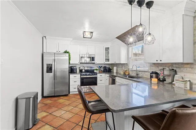 $2,900 | 1204 Defoor Court Northwest, Unit 2B, Atlanta, GA 30318