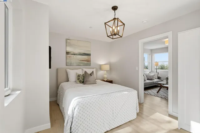 $2,399,000 | 335 Hanover Avenue, Oakland, CA 94606