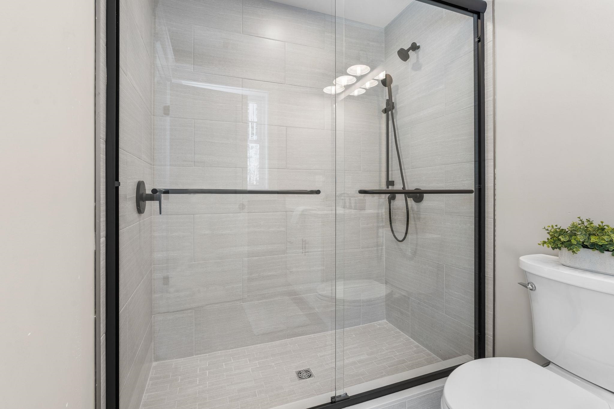 447 Silver Lake Road, Unit B Hollis, NH 03049 - Photo 18 of 42