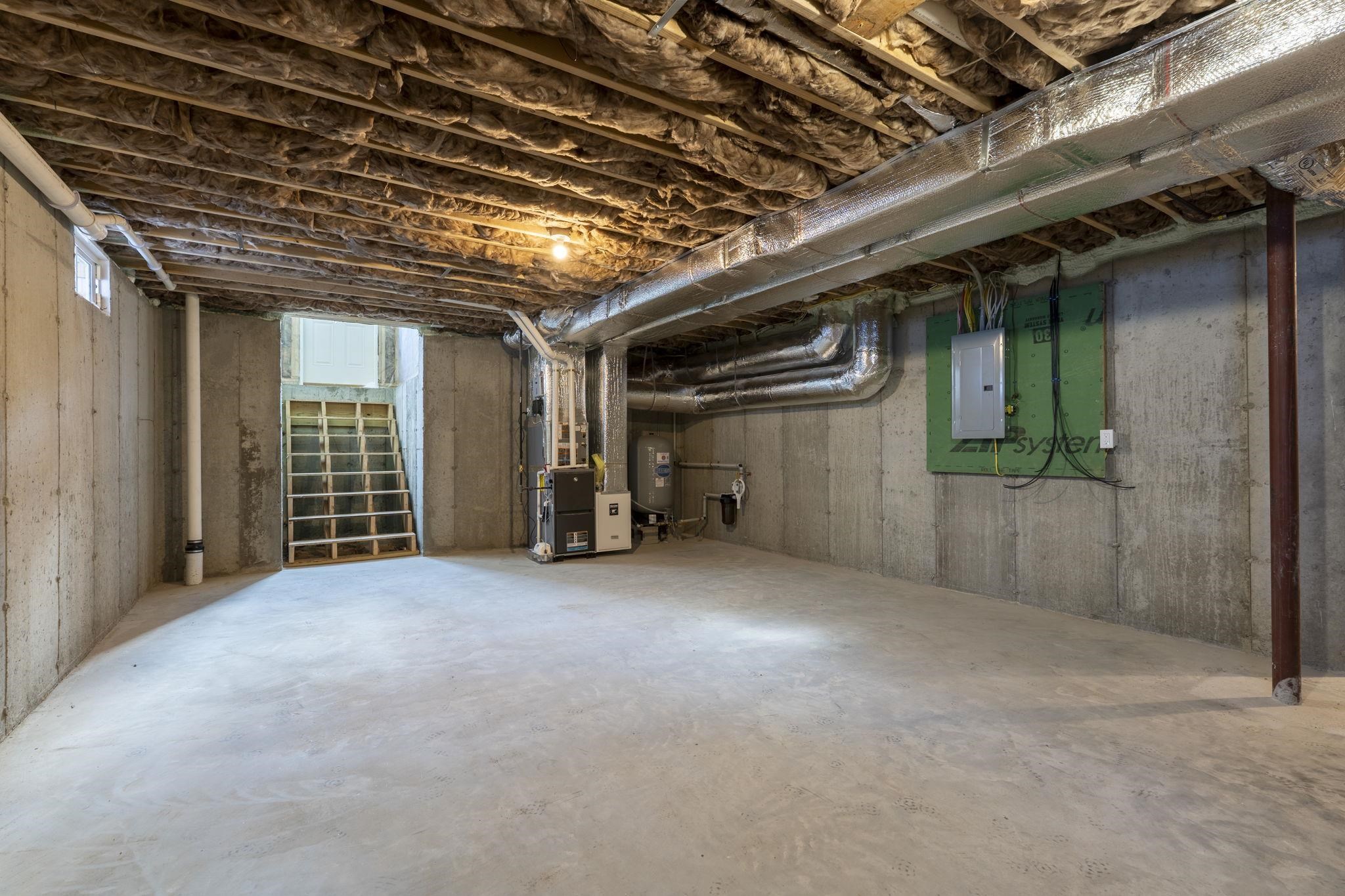 447 Silver Lake Road, Unit B Hollis, NH 03049 - Photo 39 of 42