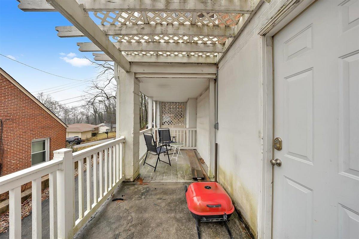 3713 Strother Road Southwest Roanoke, VA 24015 - Photo 28 of 31 27-DSC00053