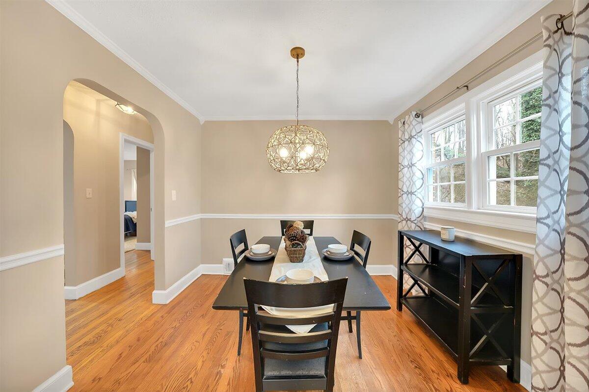 3713 Strother Road Southwest Roanoke, VA 24015 - Photo 8 of 31 07-DSC09920