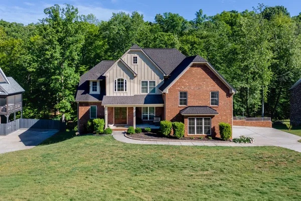 $799,900 | 7166 Kyles Creek Drive, Fairview, TN 37062