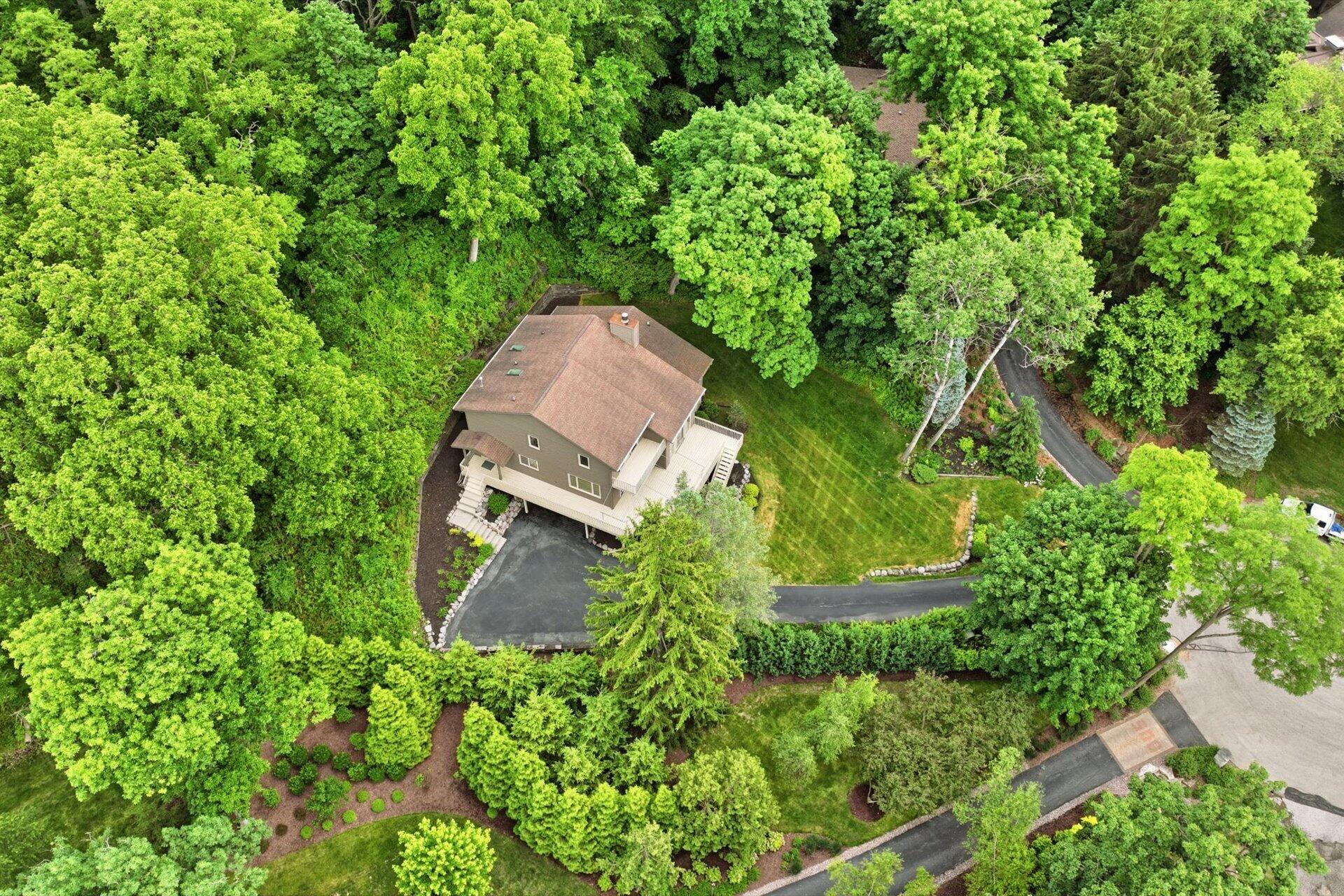 790 Garrison Court Delafield, WI 53018 - Photo 37 of 37 05-005_DJI_0743